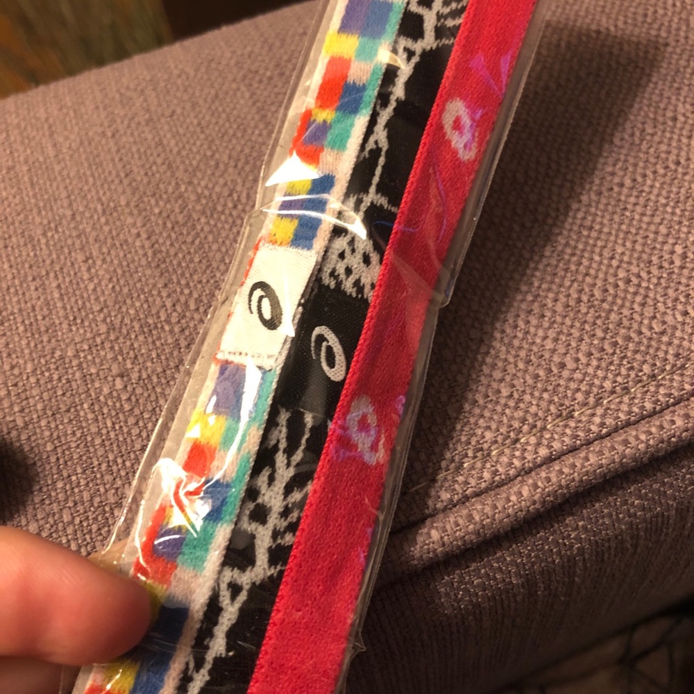 3-pack of elastic ASICS headbands